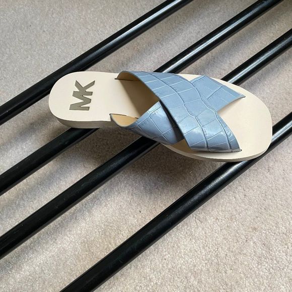 MICHAEL KORS Women Glenda Leather Slide Sandals - NEW NWOB - Picture 5 of 8